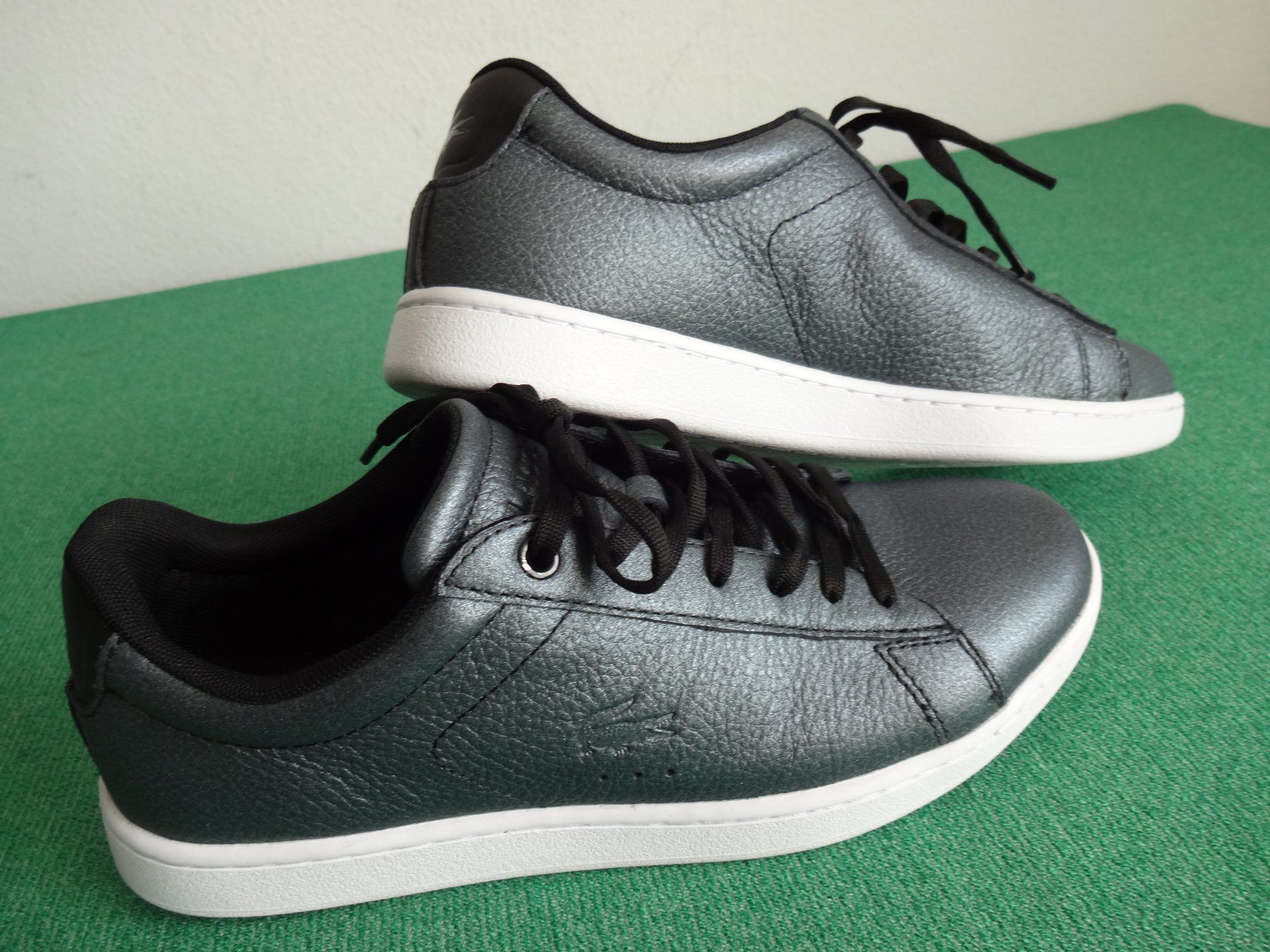 Lacoste Damenschuhe: Orig." Lacoste "Schuhe Nr.38 / Neu – Neu (gemäss Beschreibung) aus Frauenfeld von Riaa 1