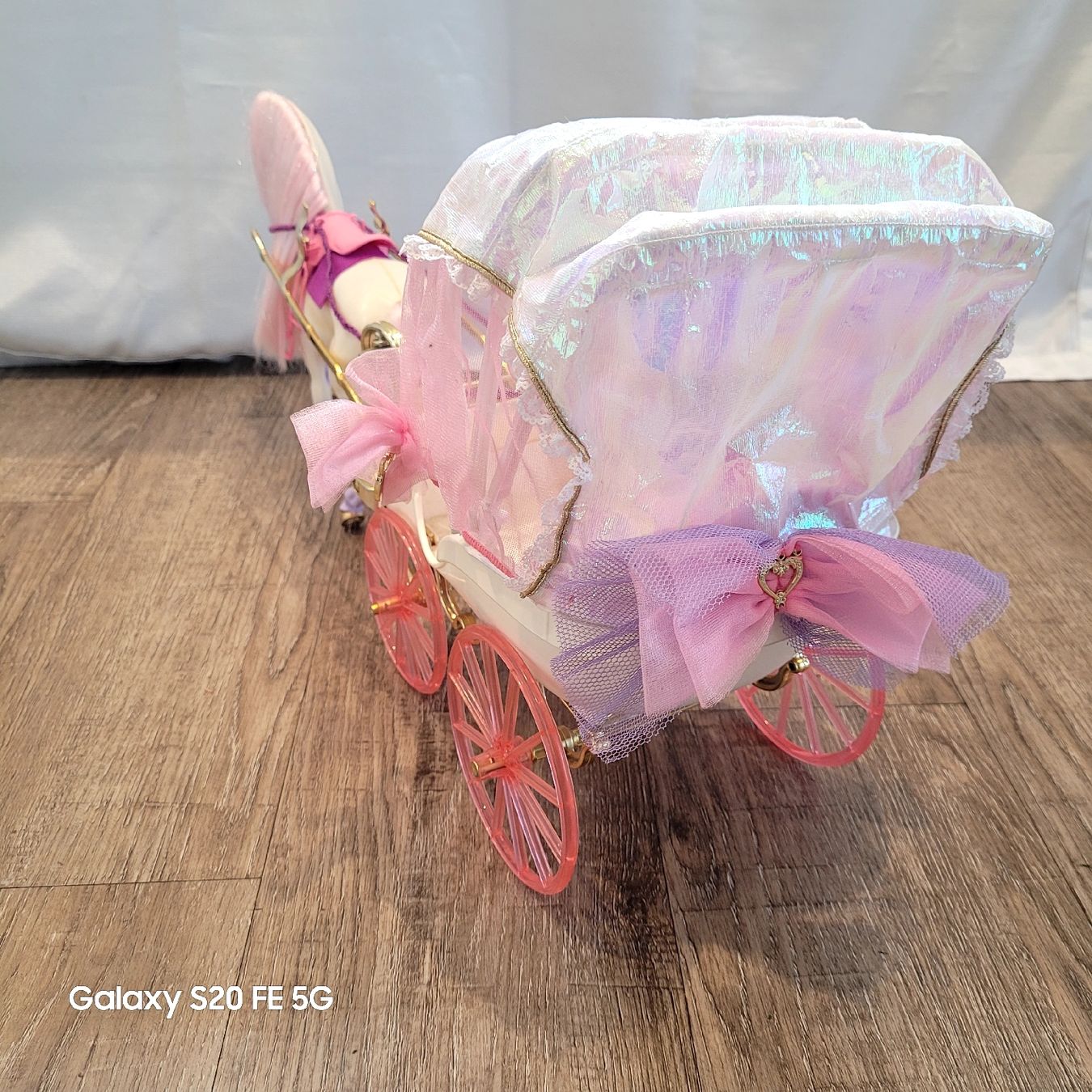 Giocattoli: Barbie Pferd Zauberherzchen mit Kutsche – Usato da Niederbuchsiten venduto da klengyel 2
