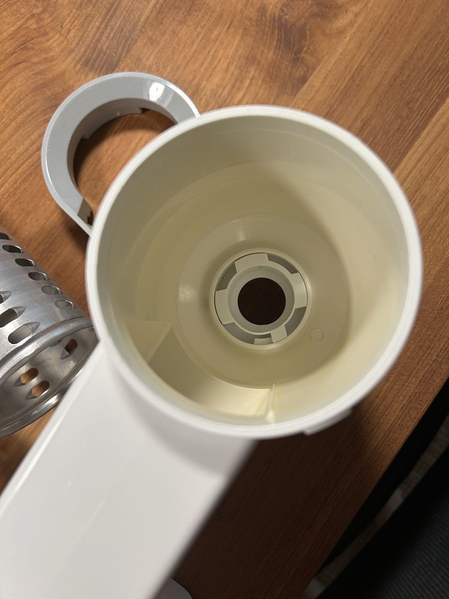 Elettrodomestici da cucina: Ankarsrum Gemüseschneider inkl. 3 Trommeln – Usato da Wallisellen venduto da lilou27_36 2