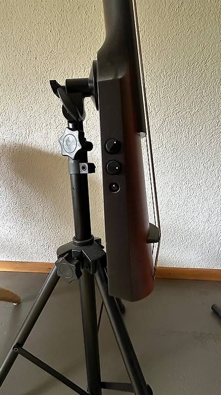 Musikinstrumente: E-Kontrabass NXT4 inkl.Tasche und Ständer – Gebraucht aus Bern von color06