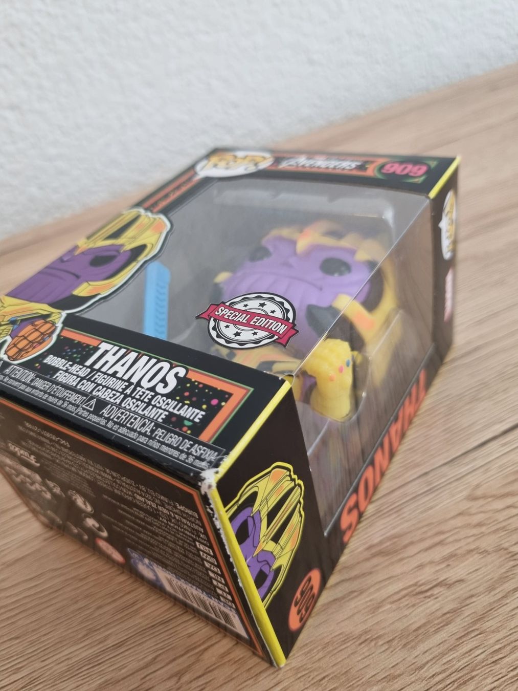 Funko Statuette: Funko Pop Marvel Avengers Endgame #909 - Thanos – Nuovo e nell'imballaggio originale da Oberdorf NW venduto da CollectingWorld 6