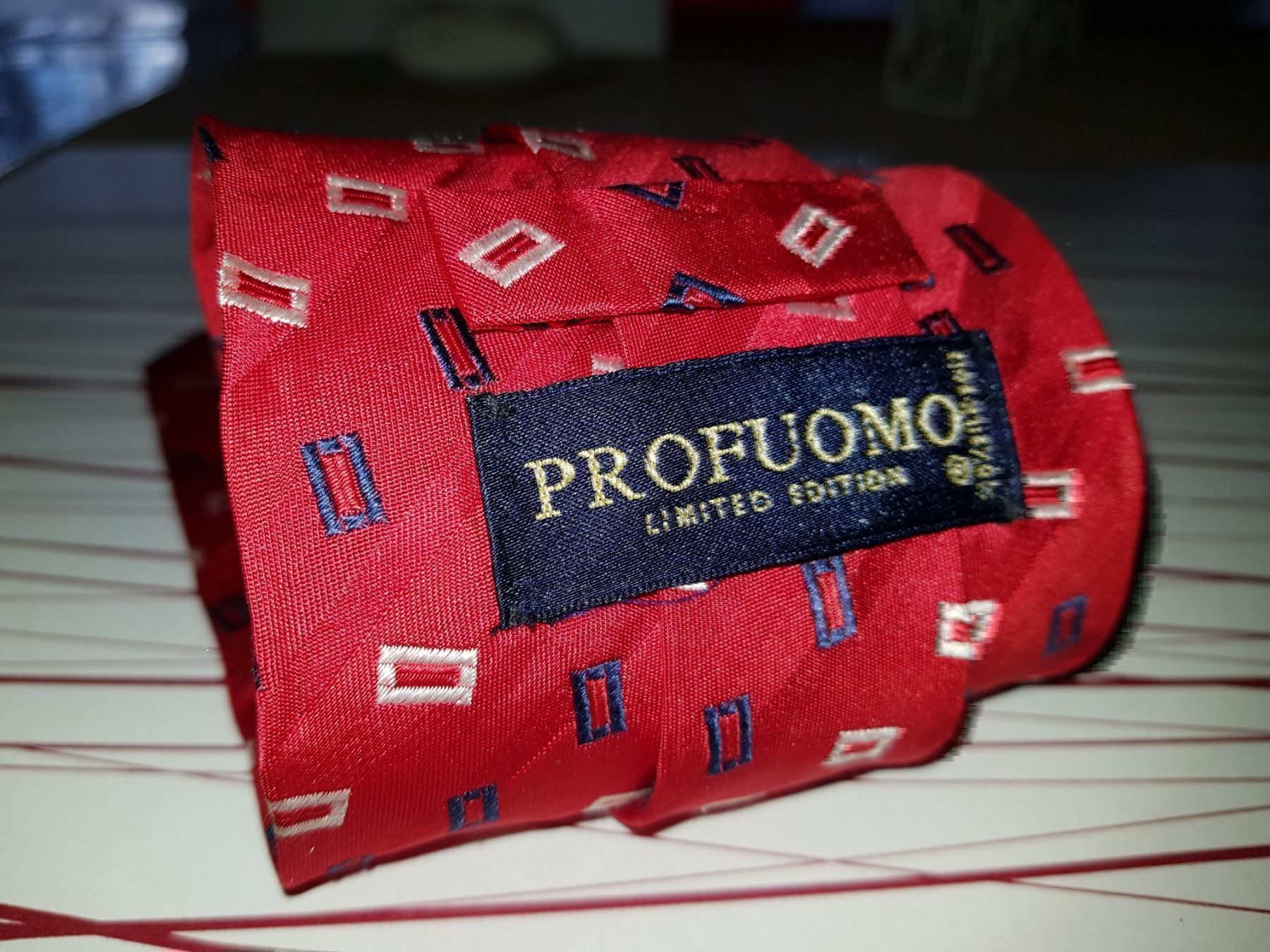 Cravatte: Cravate/Krawatte  PROFUOMO – Usato da Cossonay-ville venduto da Super-Price-Quality 3