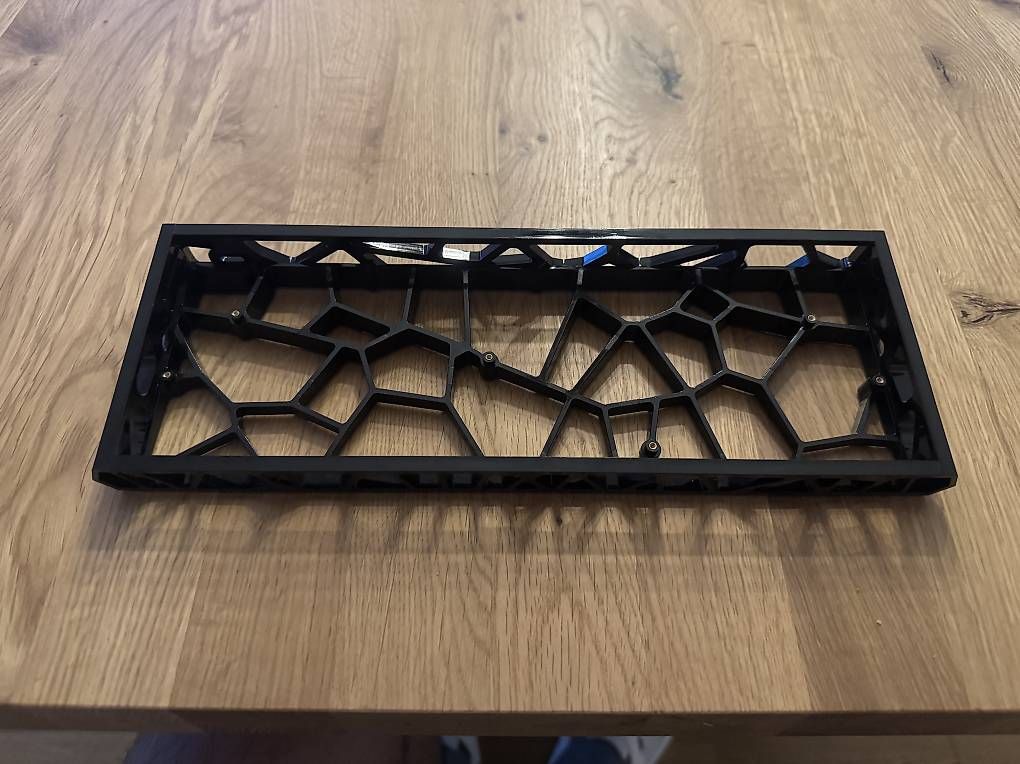 Cover & Protezioni schermo: Custom Keyboard Case 60% Kunststoff Case mit Zubehör – Usato da Meinisberg venduto da Knightdeals 2