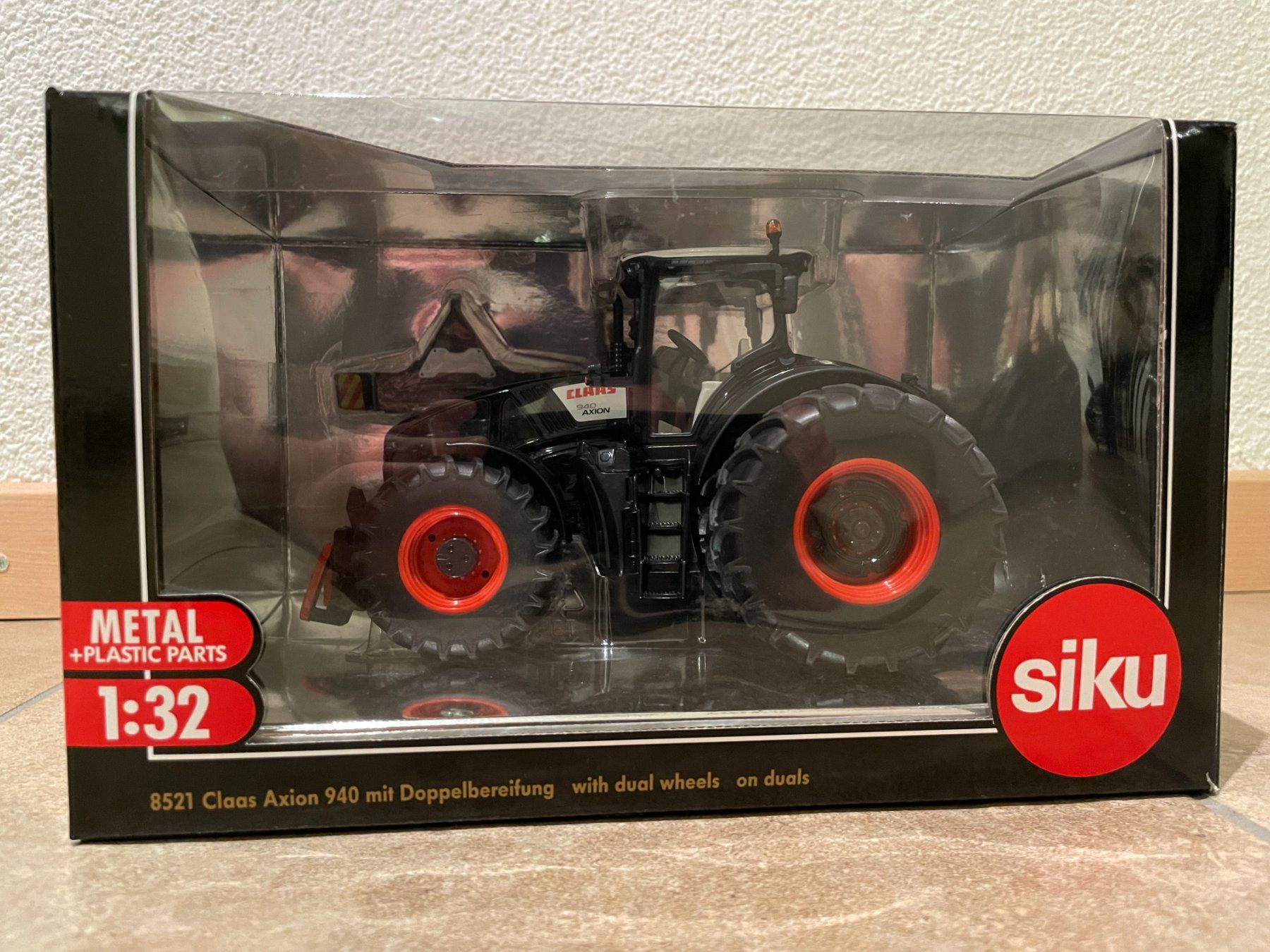 Claas Tracteurs: SIKU Claas Axion 940 – Neuf avec emballage d'origine à Kreuzlingen par Stefan1150 4