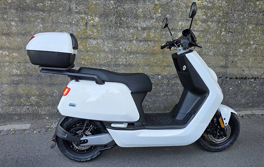 Strada: NIU NQI Sport , Roller Elektro – Nuovo e nell'imballaggio originale da Wil SG venduto da linox