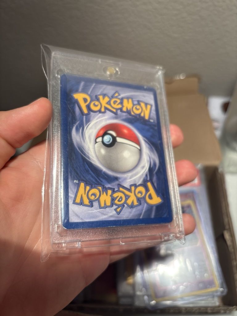 Pokémon Cartes à collectionner: Charizard shadowless 1st edition – D'occasion à Erlinsbach par cri_l7zw 4