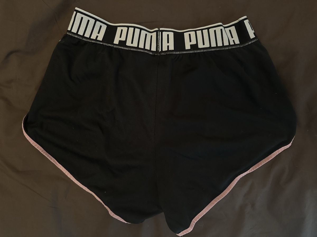 Puma Pantaloni: Puma Shorts – Usato da Eschenbach LU venduto da Tatzi1 1