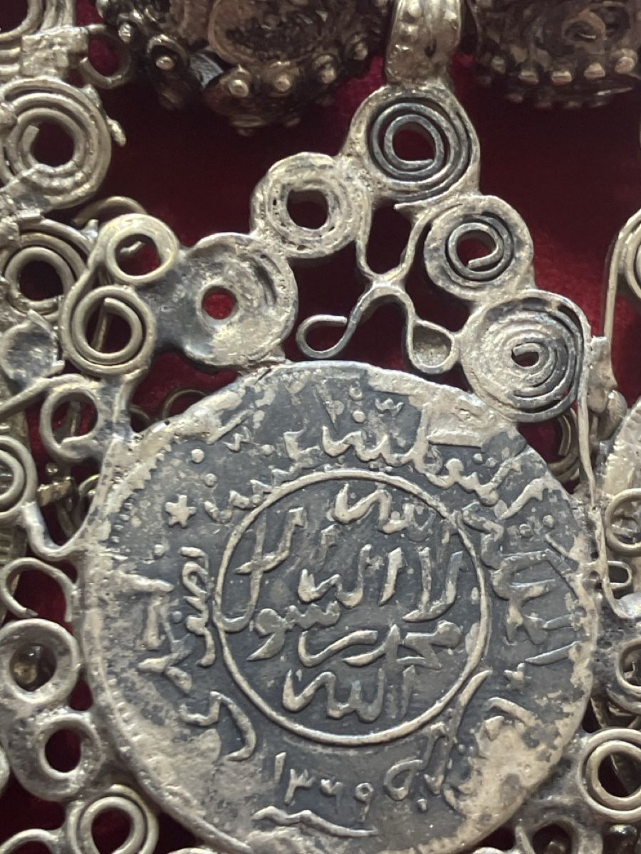 Catenine: Antike Kette mit Münzen. Einzigartiges Design. – Usato da Muralto venduto da jac_hkz5 2