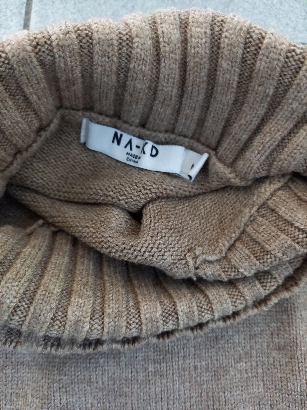 Na-kd Maglioni & Felpe: Rollkragenpulli – Usato da Ruschein venduto da dom_nbr2 2