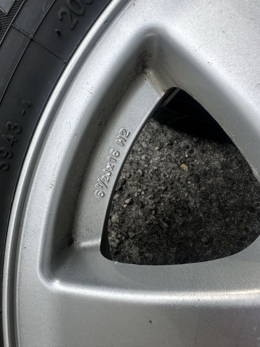 Volkswagen Cerchioni: Felgen 16 Zoll – Usato da Heerbrugg venduto da sha_6bxl 4