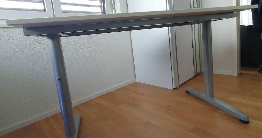 Ikea Schreibtische: Schreibtisch IKEA weiss – Gebraucht aus Jona von Stekar72
