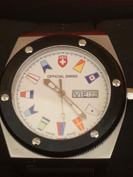 Montre Neuve Avec 3 Bracelets Interchangeables - Couleurs Blanc, Saumon Et Gris, Avec étiquettes