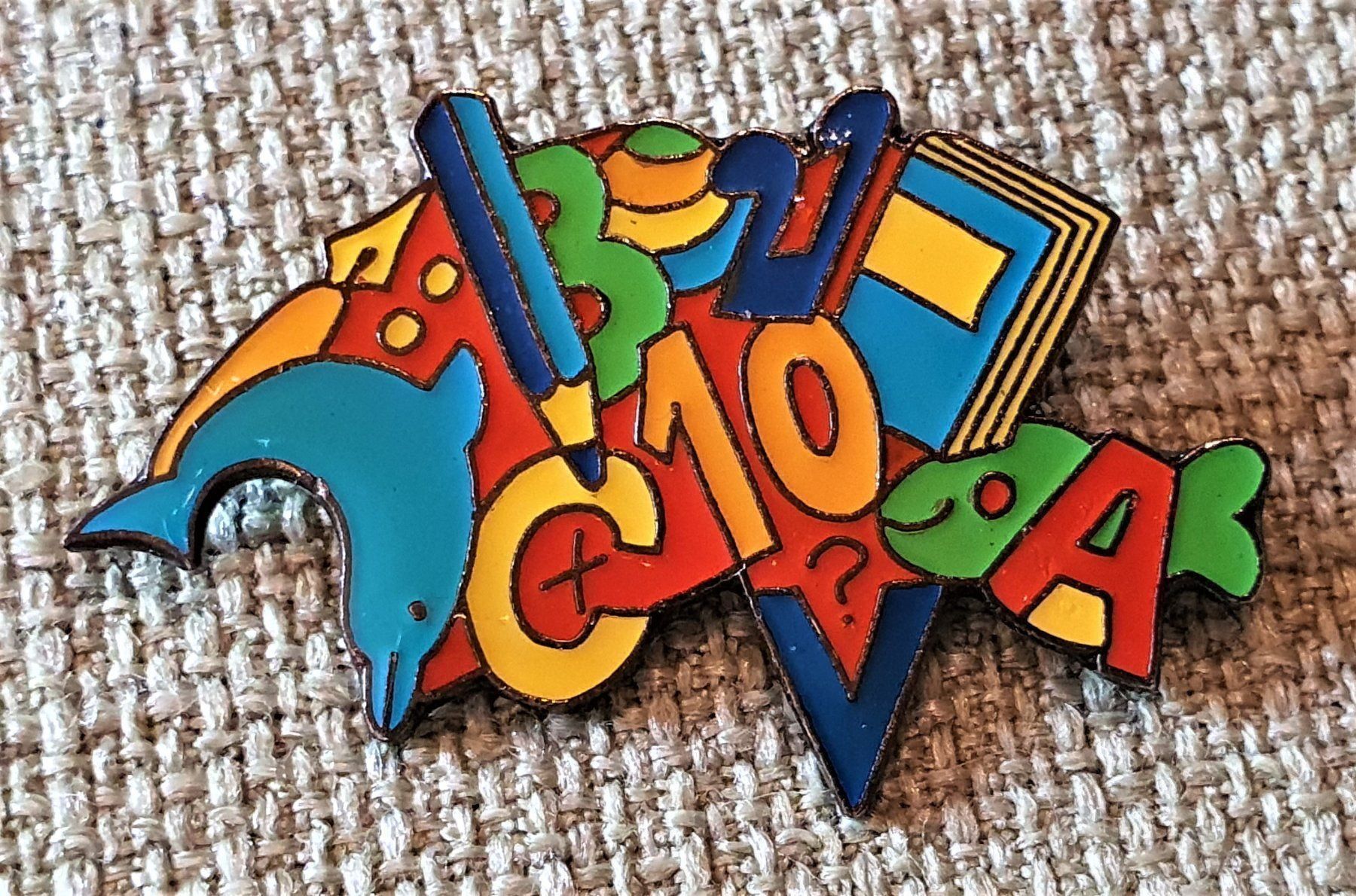 Placchette & Badge: K022 - Pin Schweiz Schule macht Spass – Usato da Reinach BL venduto da Boston-Verkauf