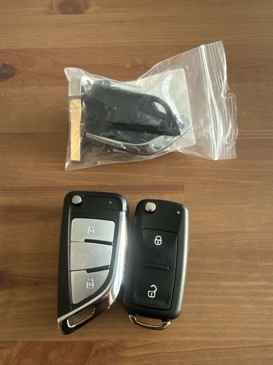 Volkswagen Tutti pezzi di ricambio auto: 3 VW schlüssel upgrade  – Nuovo (secondo la descrizione) da Grenchen venduto da Leonardo29