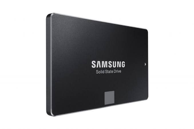 Samsung Dischi rigidi: Samsung SSD 850 EVO 4TB – Usato da Eschenz venduto da MARQSEC