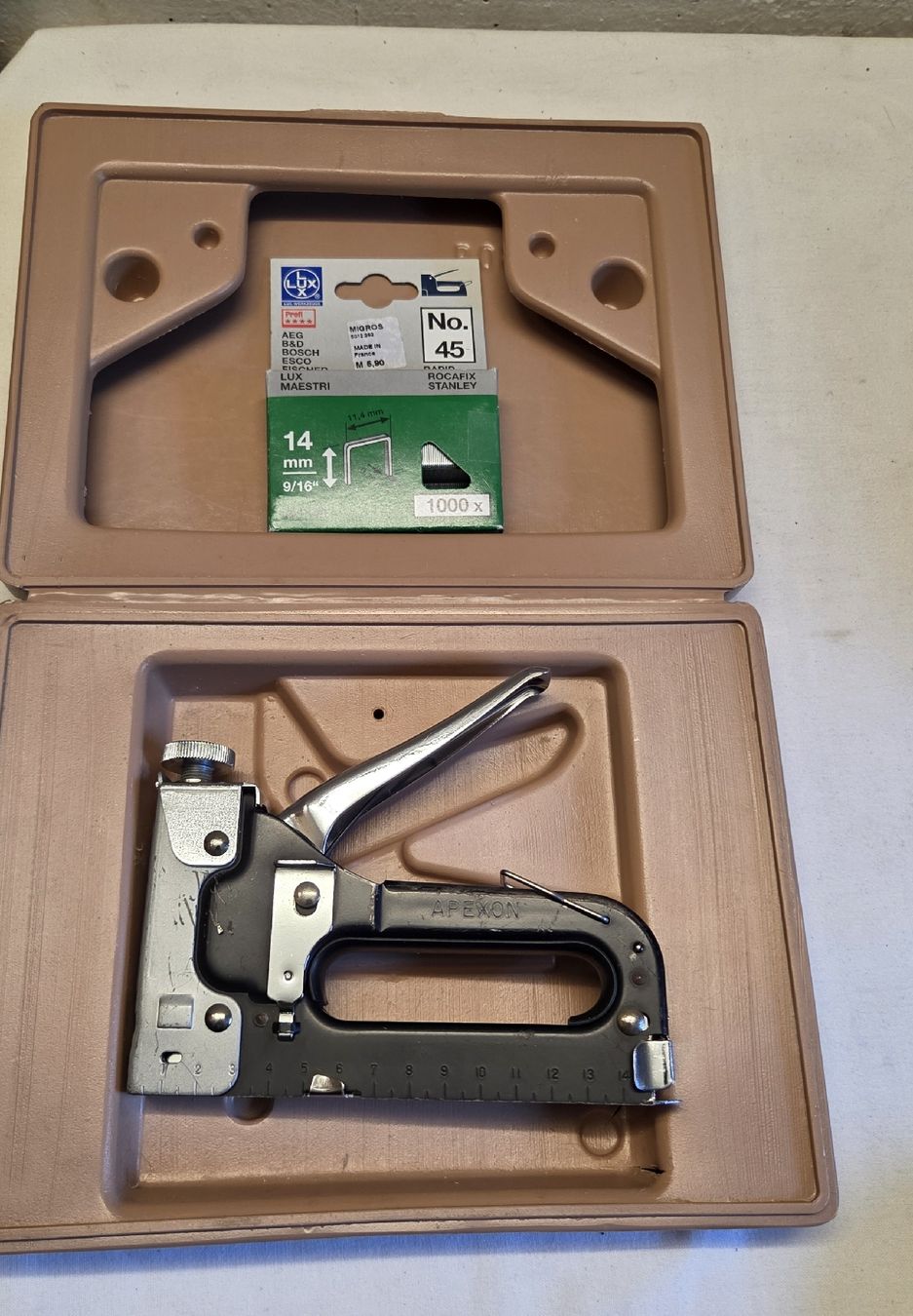 Bostitch Alle Werkzeuge: Tacker mit Klammern – Gebraucht aus Stans von Ducati16 1