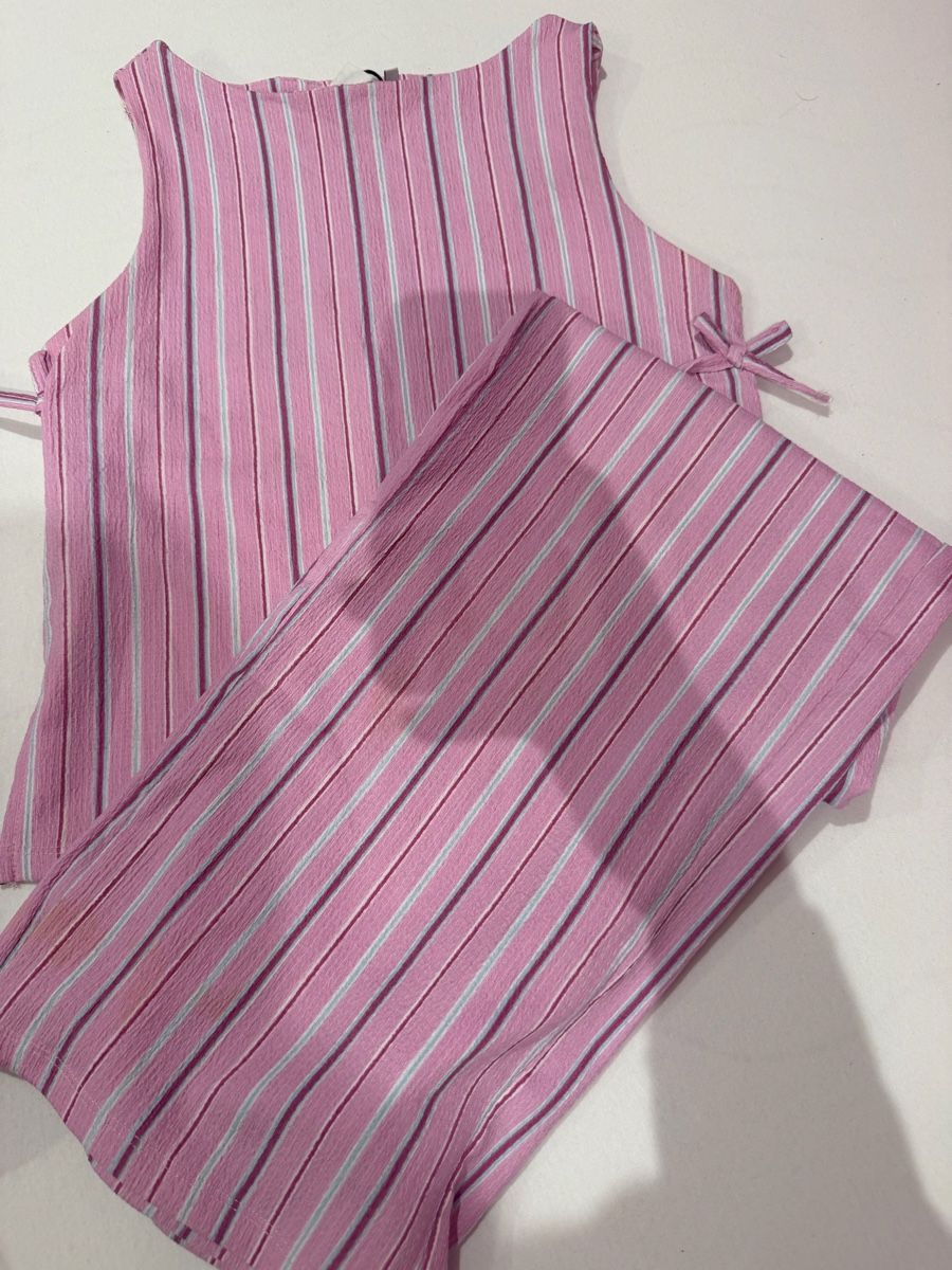 Costumi: Zara Set gestreift rosa weiss – Usato da Muri b. Bern venduto da Ameliaa83 1