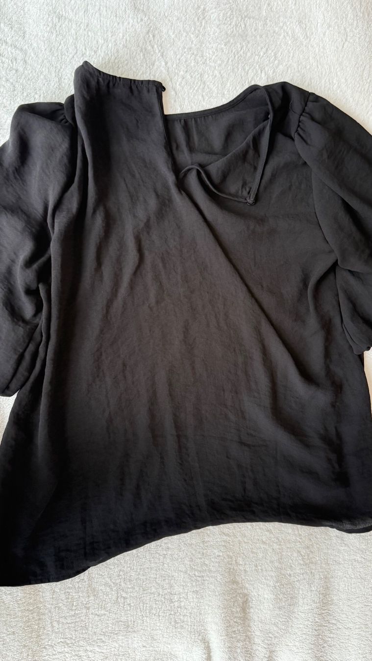 Vero Moda Chemisiers: Schwarzes Bluse Kurzarm Grösse L – D'occasion à Warth par sue500 1