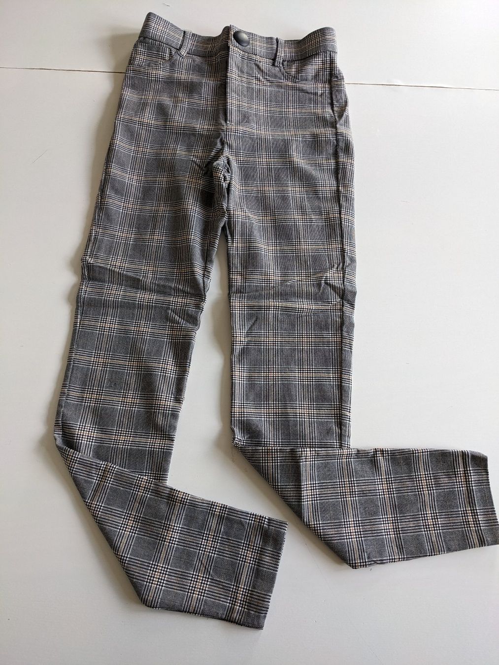 Zara Pantaloni: ZARA Stoffhose XS stretch – Usato da Lengnau AG venduto da Nathi88