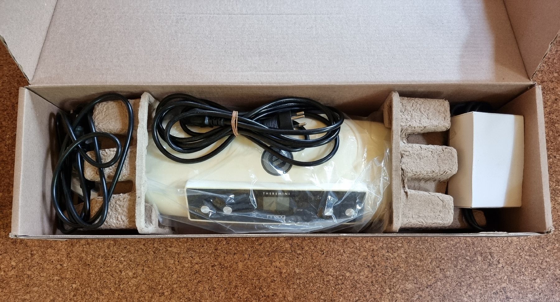 Moog Instruments de musique: Moog Theremini Instrument  – D'occasion à Rigi-Kaltbad par Marion_Fercher 1
