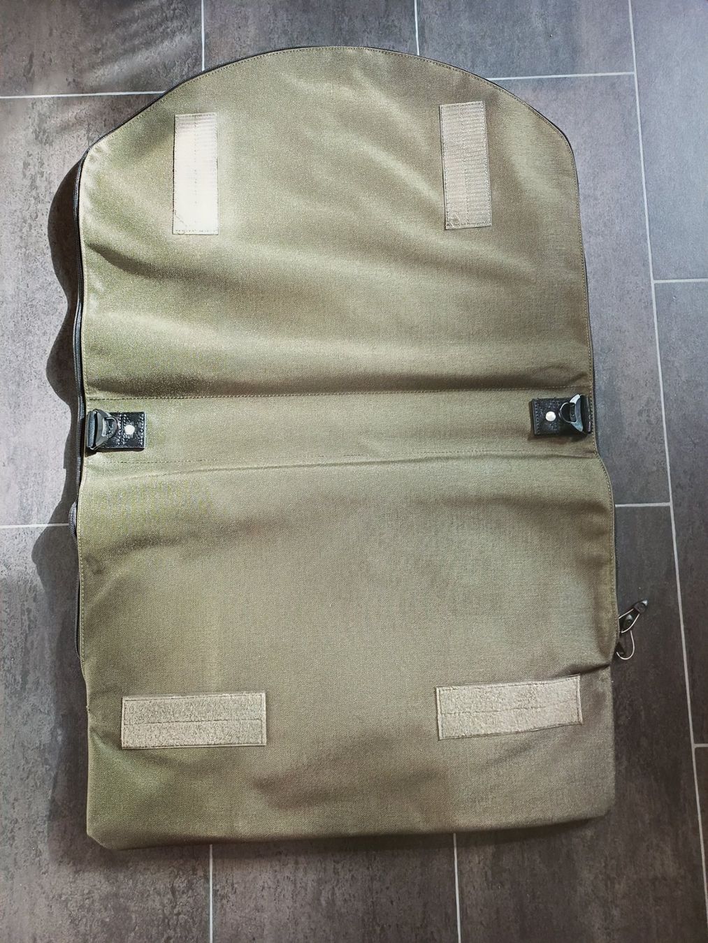 Armée suisse Sacs: Armee Militär eff sack uniform – Neuf avec emballage d'origine à Zwingen par Albundy55 2