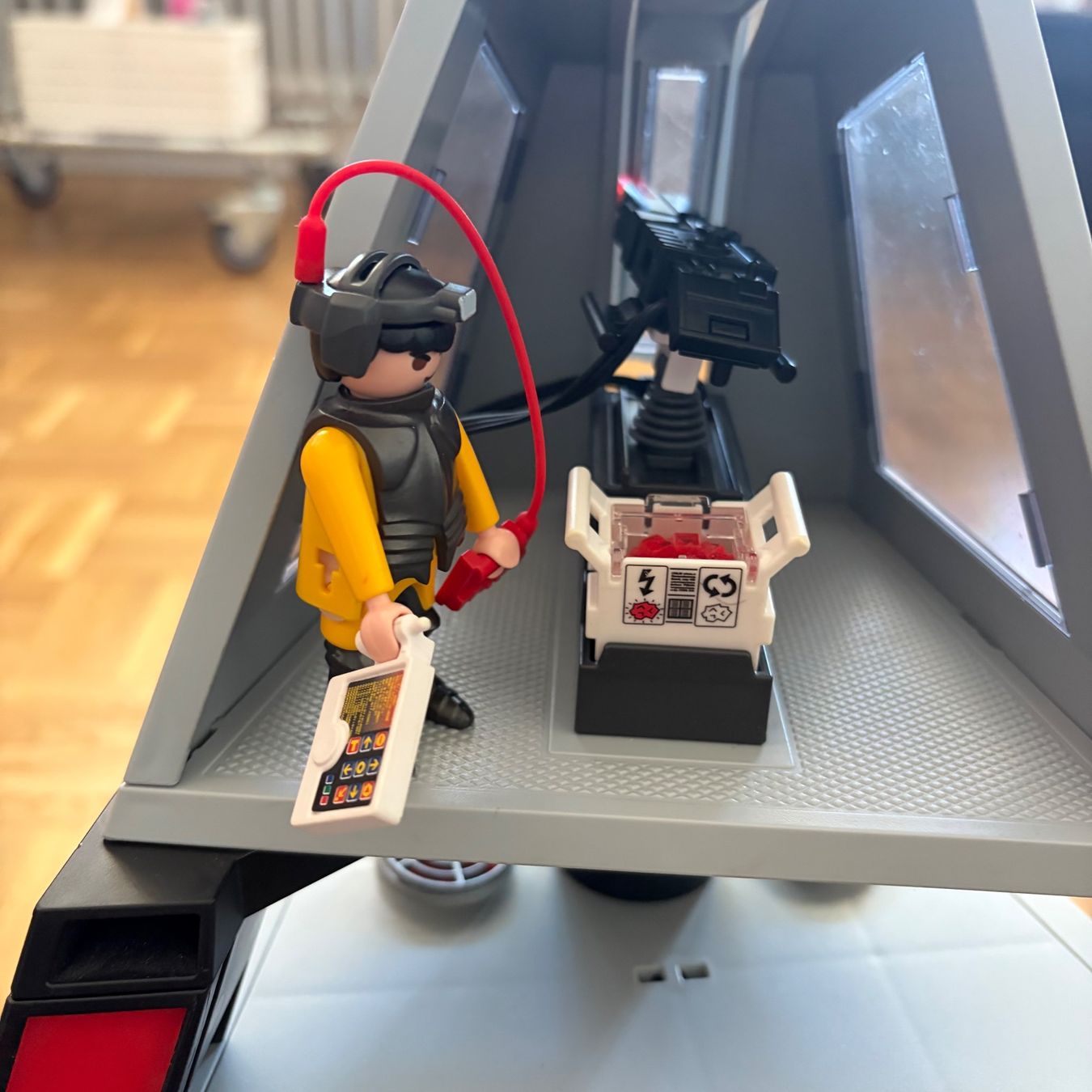 Playmobil Spielzeuge: Darksters Tower Station mit Auto – Gebraucht aus Gossau ZH von Daniela710 8