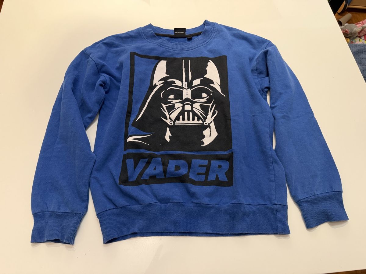 Maglioni & Felpe: Star Wars Pullover, Gr. 134/140 – Usato da Suhr venduto da Oppel