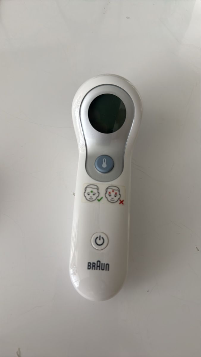 Braun Altro per la casa: Digitales Thermometer kontaktlos Gebrauchtes Gerät – Usato da Luzern venduto da Mmaxmilian