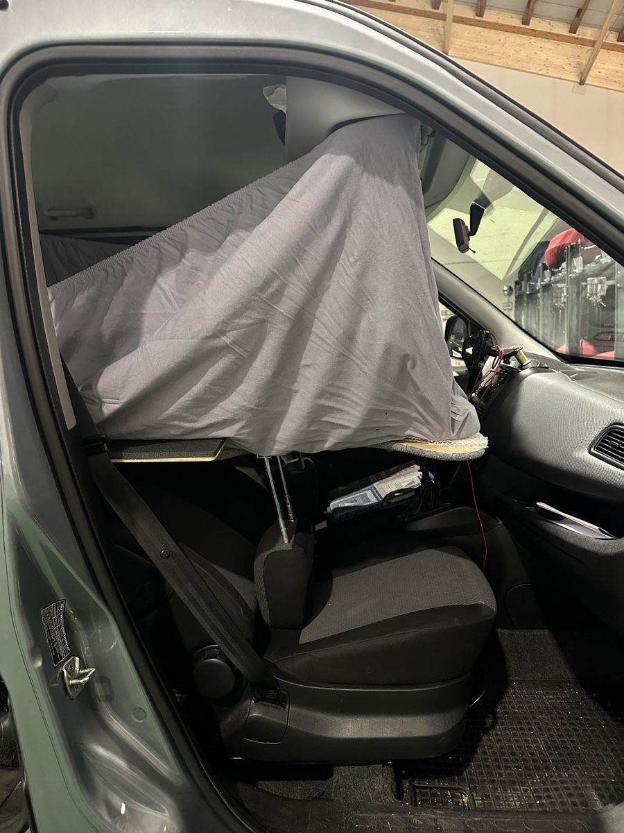 Véhicules de camping: Auto Himmelbett – D'occasion à Pieterlen par Sadu 2