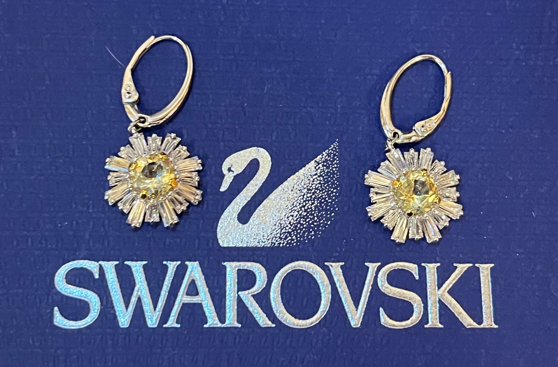Swarovski Ohrringe & -stecker: Swarovski Orhringe neu und original – Neu (gemäss Beschreibung) aus Kirchleerau von Piroska05 1