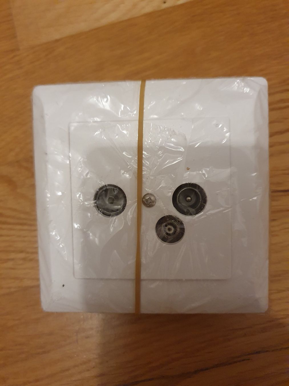 Hager Spine: TV Dose Hager – Nuovo e nell'imballaggio originale da Grüt (Gossau ZH) venduto da Dimitrius13