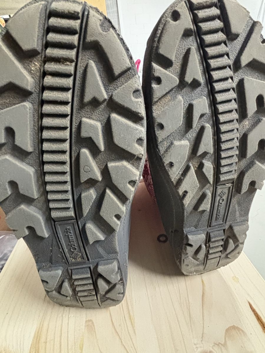 Columbia Scarpe per ragazze: Winterstiefel Columbia – Usato da Leibstadt venduto da Dany603 1