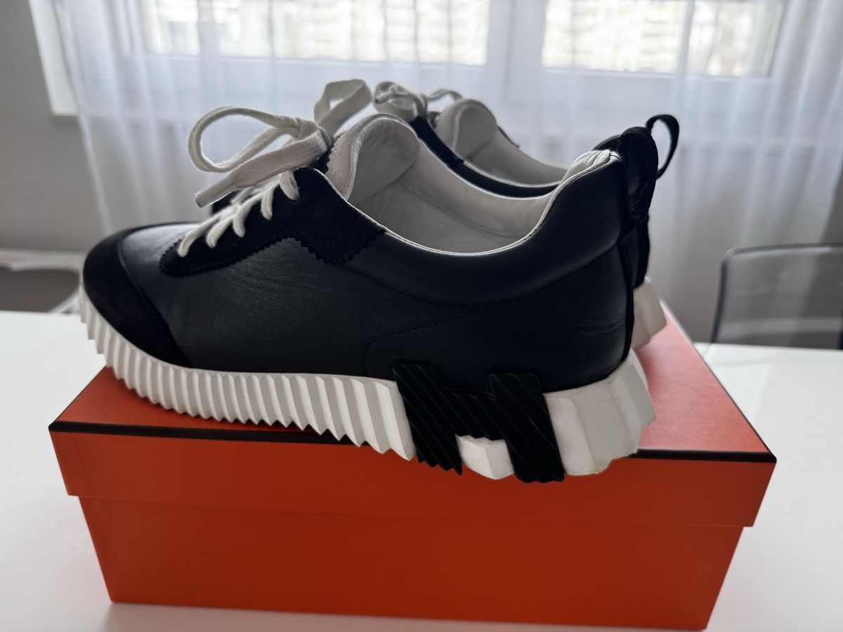 Hermès Scarpe da uomo: Hermès Turnschuhe, Schwarz-Weiss – Usato da Neuhausen venduto da Boki.Babic34 2