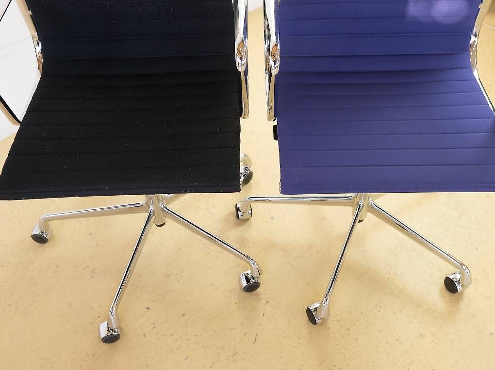 Chaises: Vitra Eames Bürostühle EA117 – D'occasion à Meinisberg par atelier_TILIJA 2