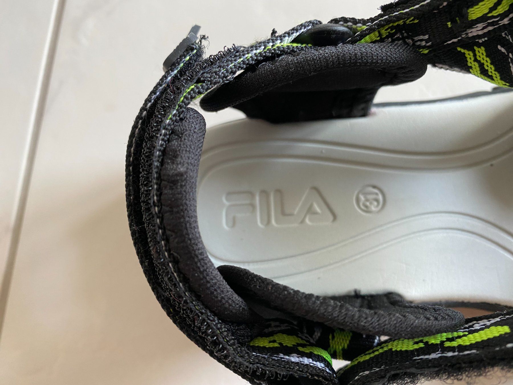 Fila Scarpe per ragazzi: FILA Sandale Grösse 31 – Usato da Wagen venduto da 20Ricola18 3
