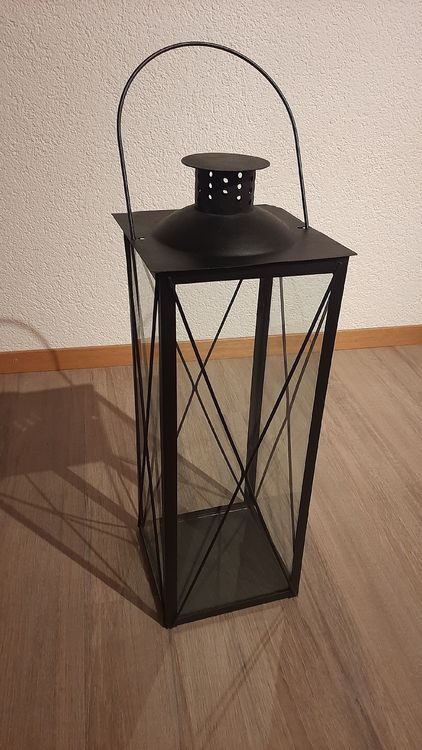 Lanternes: Grosse schwarze Laterne Windlicht für Garten Balkon – D'occasion à Steffisburg par Globas