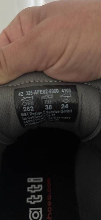 Scarpe da uomo: Bugatti sneakers bleus neufs -42 – Usato da Enney venduto da rem_87my 1