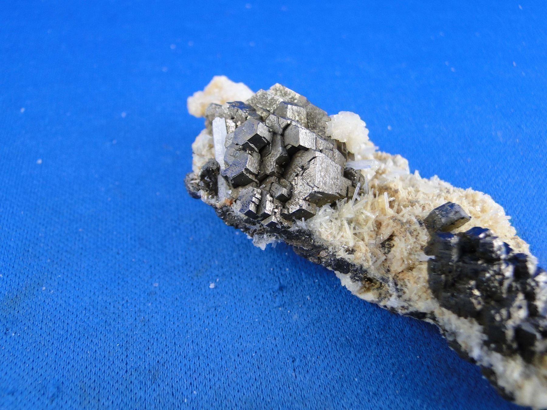 Mineralien & Heilsteine: Pyrrhotit mit Quartz – Gebraucht aus Schinznach Bad von Demerald 6