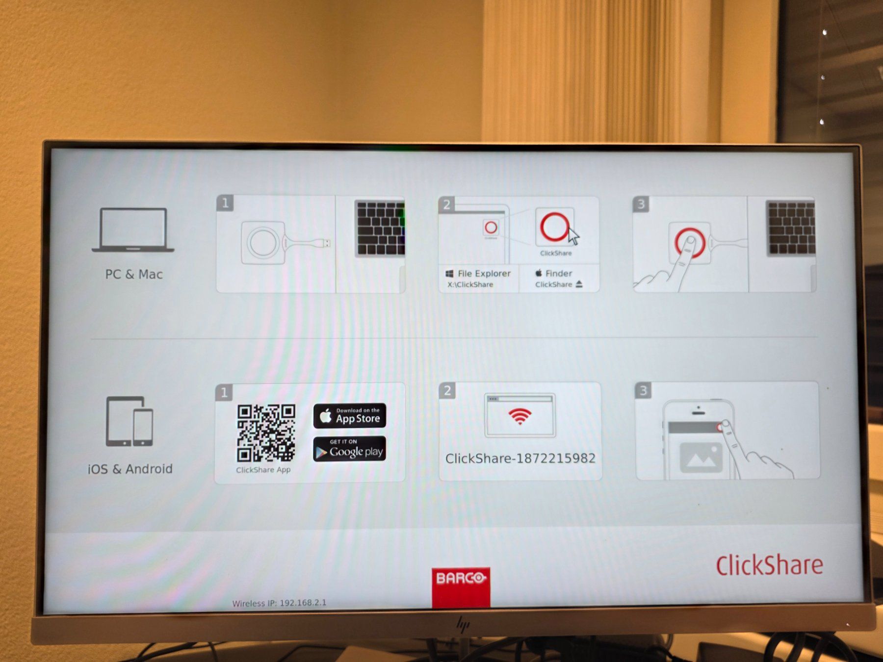 Barco Laufwerke & Adapter: Barco ClickShare CSE-200 Set mit 2 USB- Dongle und Netzteil – Gebraucht aus Zürich von rcu_9rpf 2
