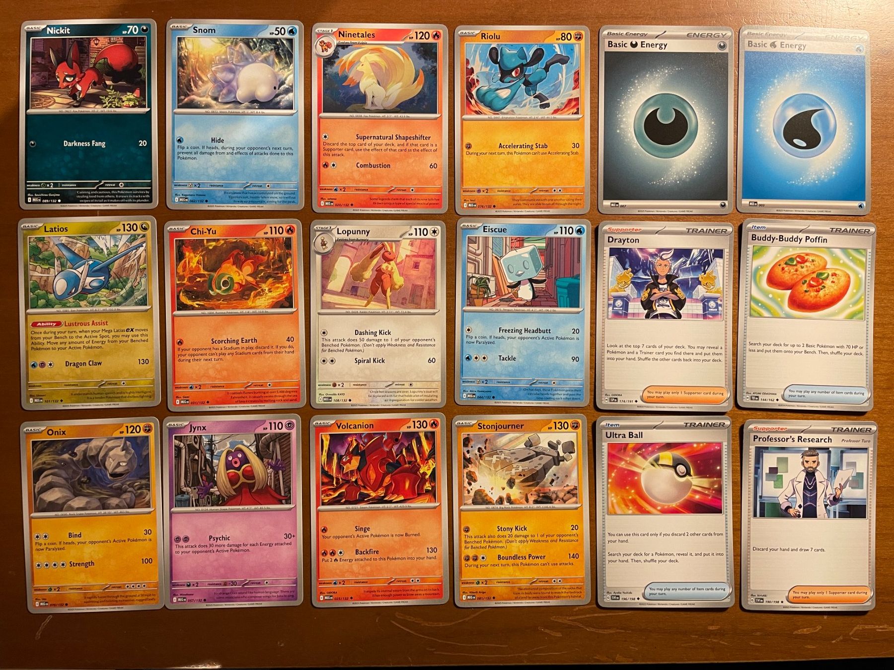 Pokémon Carte collezionabili: Pokemon Karten Set (Versand gratis) – Nuovo (secondo la descrizione) da Chur venduto da Angerson