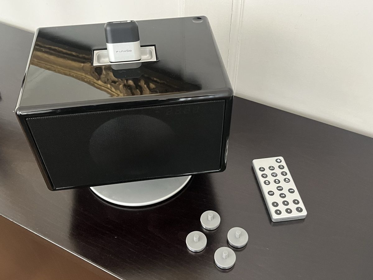 Geneva Casse acustiche: Geneva Sound System Model S mit Blutooth DockPro Adapter – Usato da Bern venduto da Paedrino 1