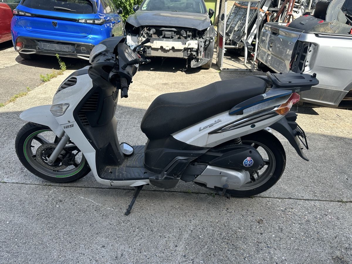 Tell Scooter: TELL Logik 125 Roller  – Difettoso da Treycovagnes venduto da Campingcar65 5