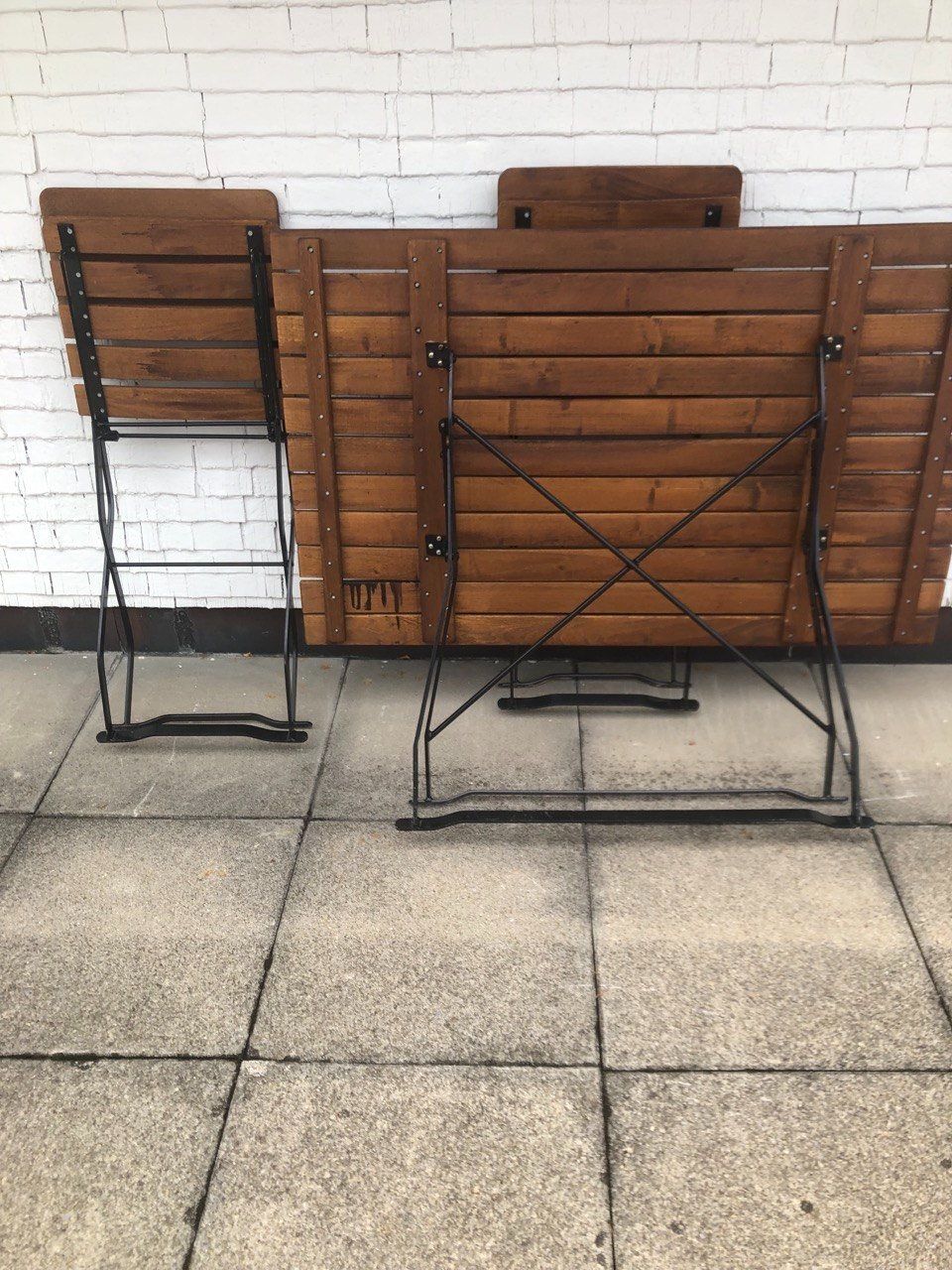 Set de table et chaises: Gartentisch mit 4 Stühlen Holz Metall klappbar – D'occasion à Speicher par Ramtha1 3