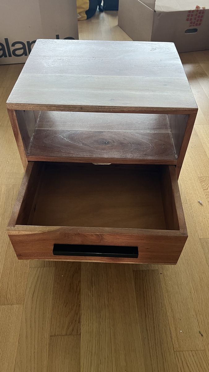 Comodini: Nachttisch aus Holz – Usato da Basel venduto da LfcManu15 1