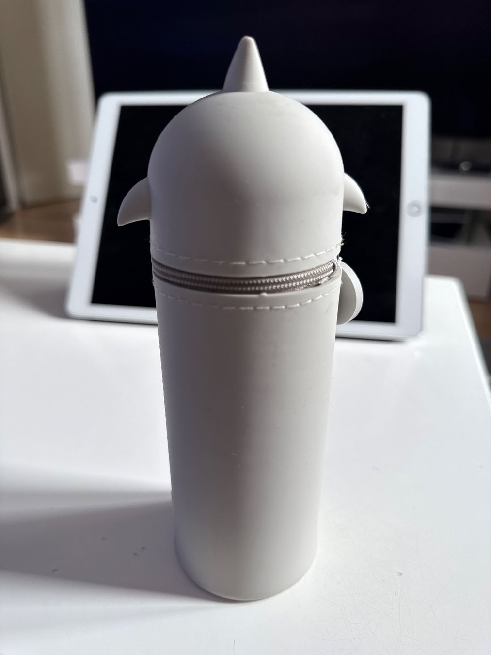 Astucci : Etui Lulubug Hai-Design, Stiftehalter – Nuovo (secondo la descrizione) da Allschwil venduto da meeresperle 1