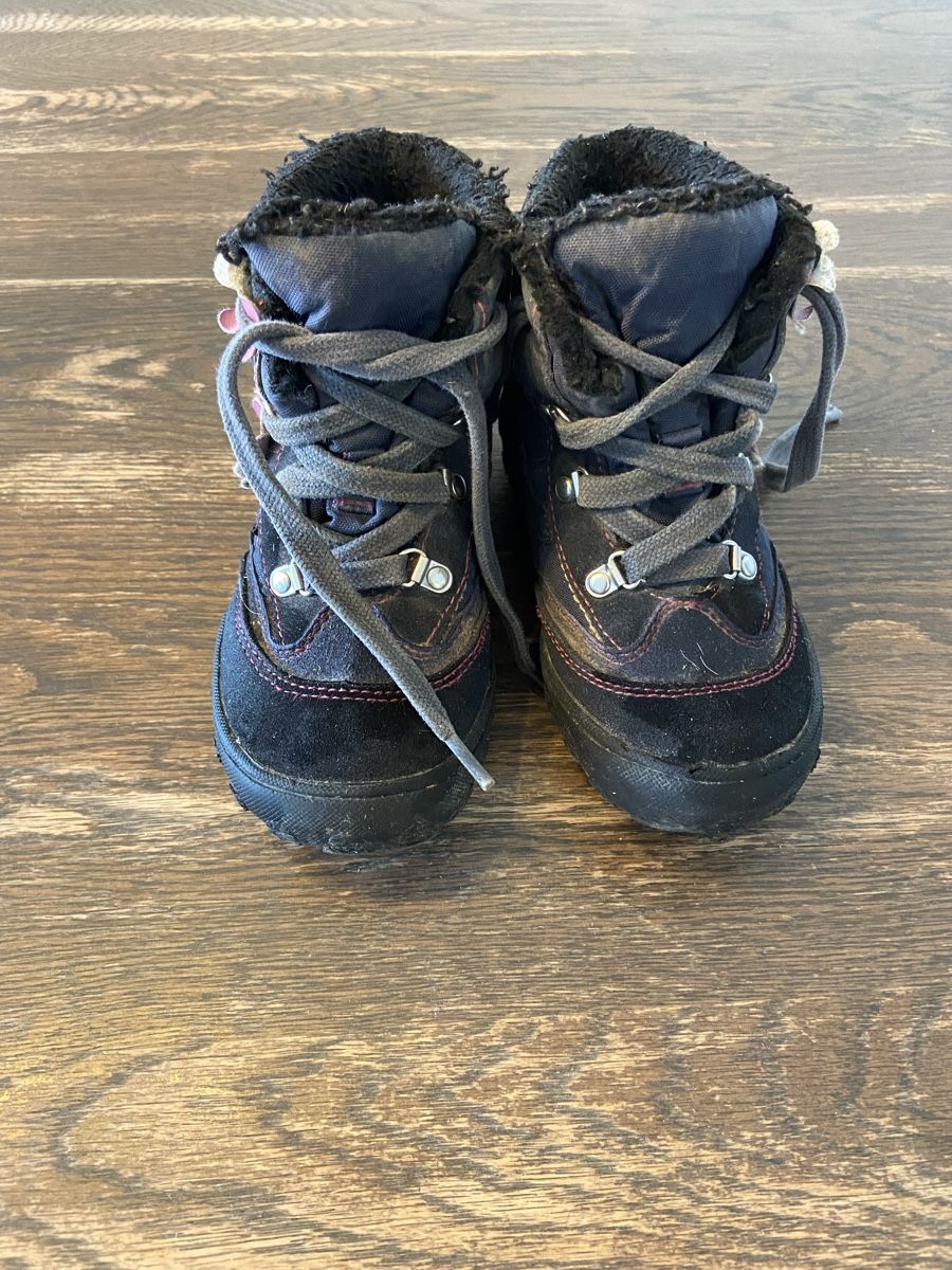 Scarpe per ragazze: Winterschuhe Gr. 26 GEOX – Usato da Rudolfstetten venduto da CorINX 1