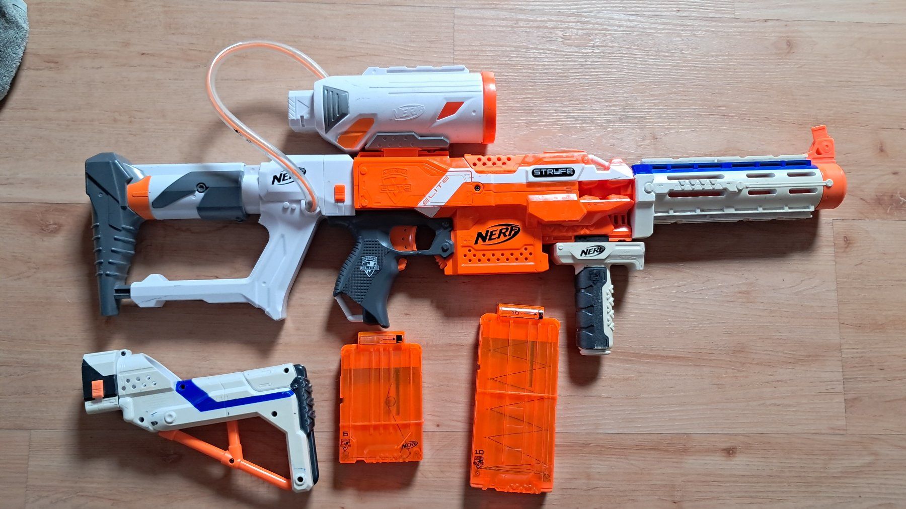 Nerf Sammlung 6 Stück Raptorstrike Accustrike Rapid CS-18