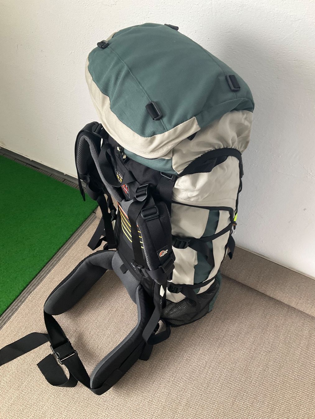 Sacs à dos: Reise Rucksack – D'occasion à Hittnau par Bachmann11 6