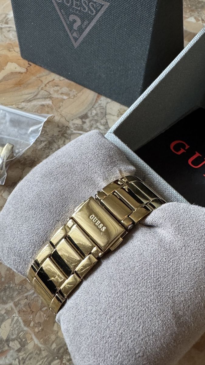 Guess Orologi: Guess Damenuhr  – Usato da Zürich venduto da xhe_68xx 2