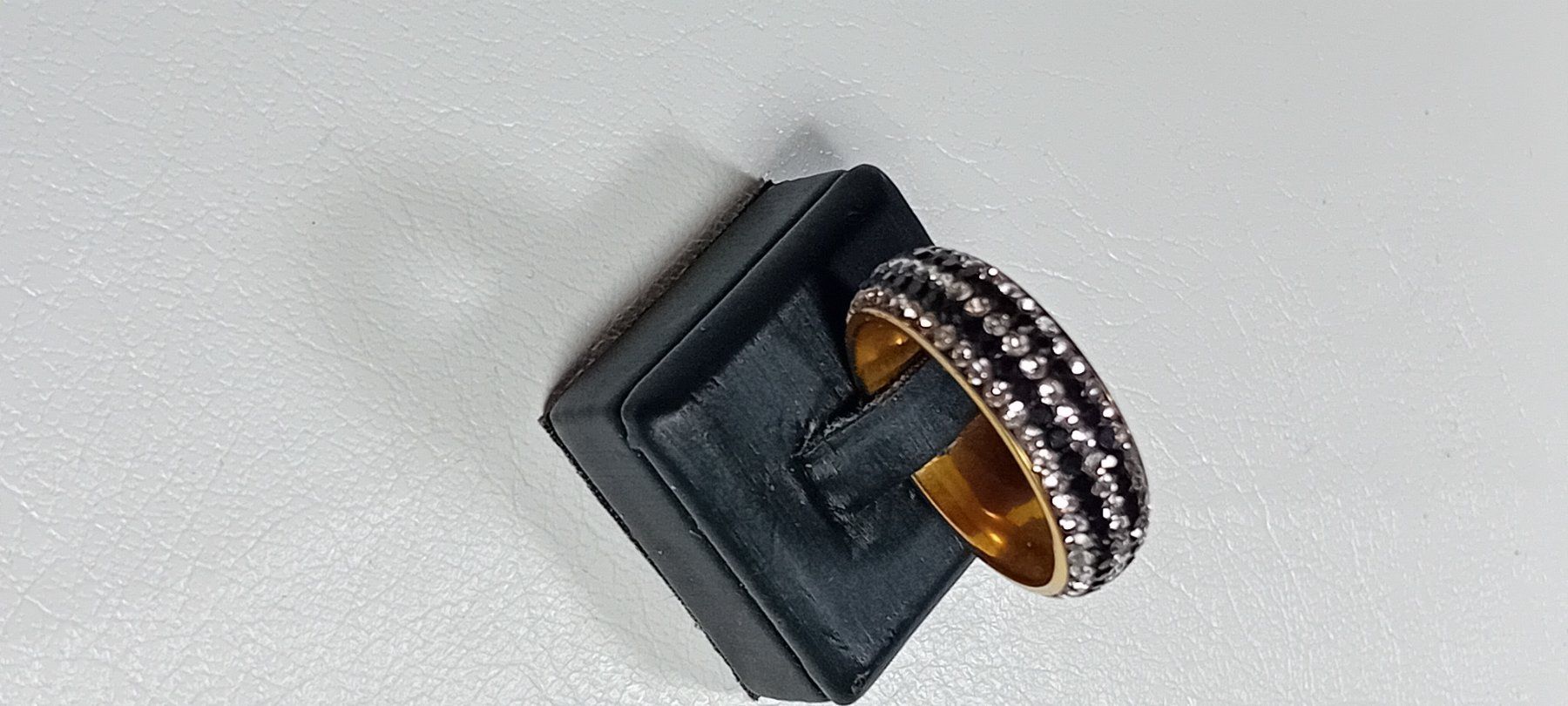 Bagues: ring edelsthal mit kristall,,,glanzig – Neuf (Voir description) à Basel par bij_5hqd 2